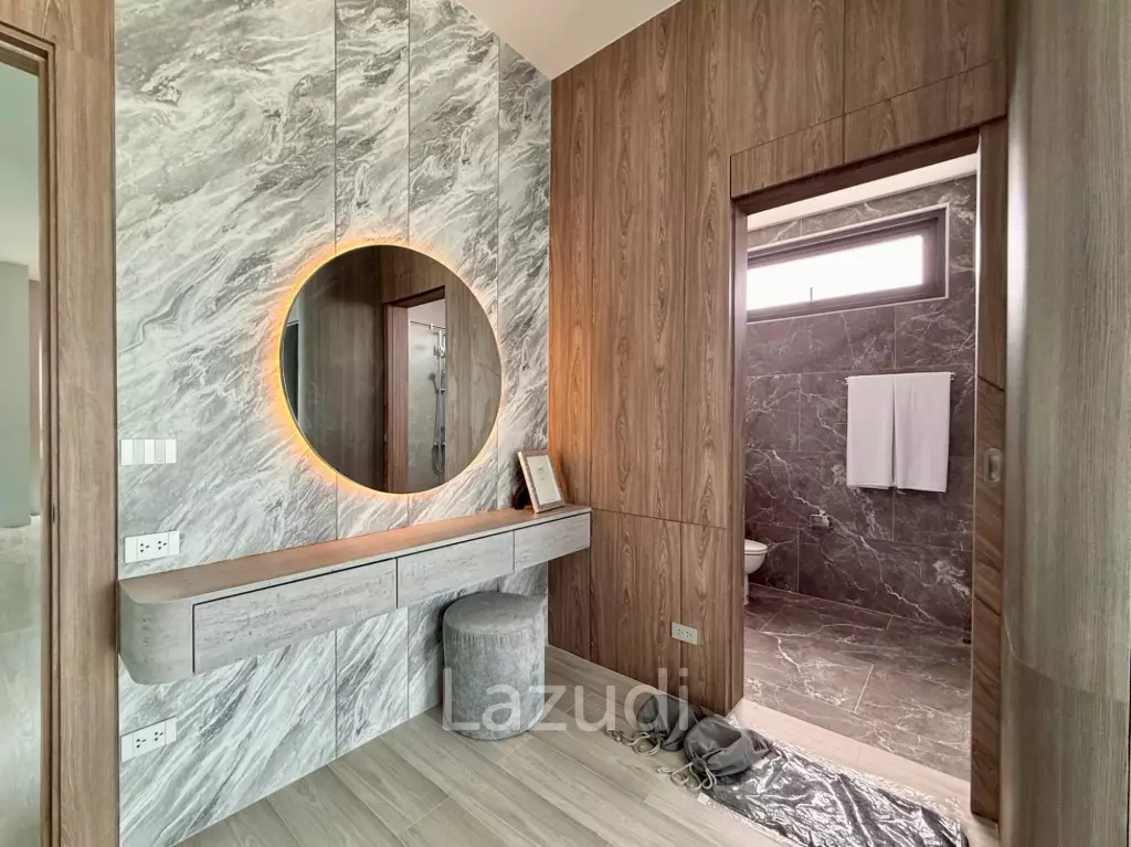 4 Beds 5 Baths 313 SQ.M. The Sugar Palm Villas