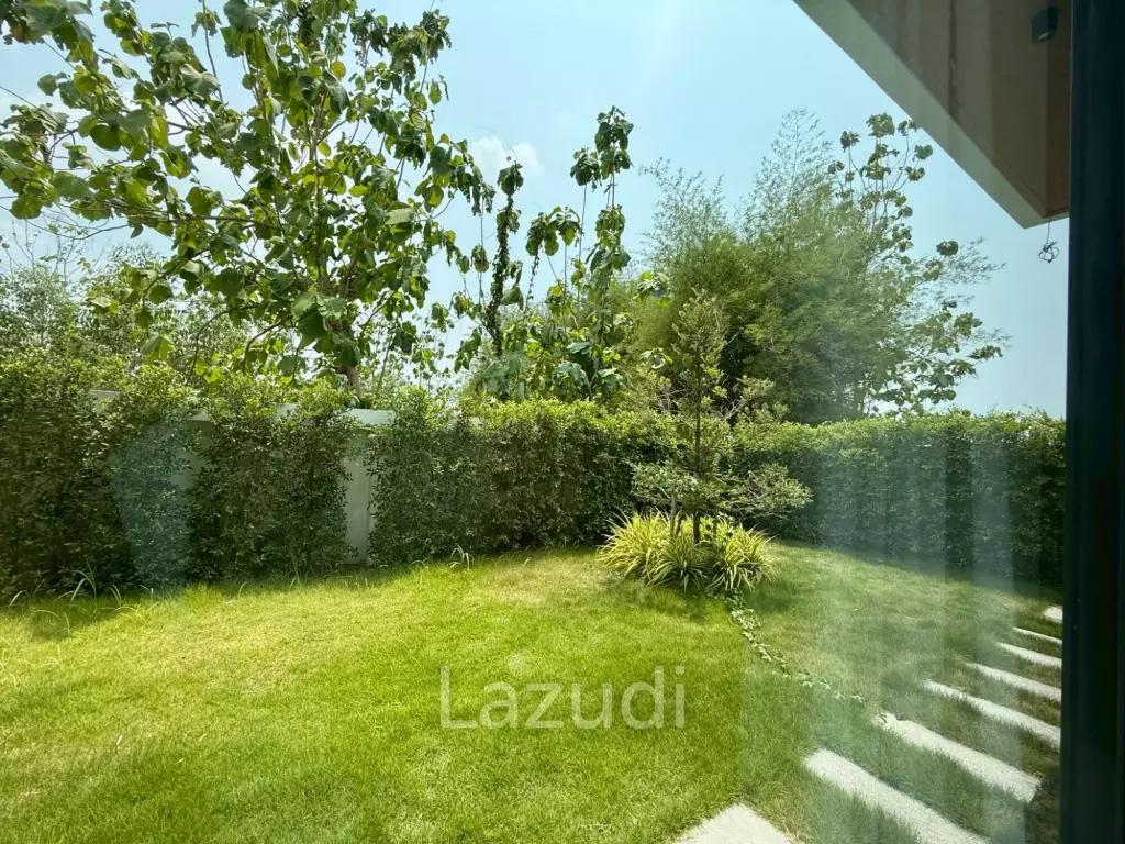 4 Beds 5 Baths 313 SQ.M. The Sugar Palm Villas