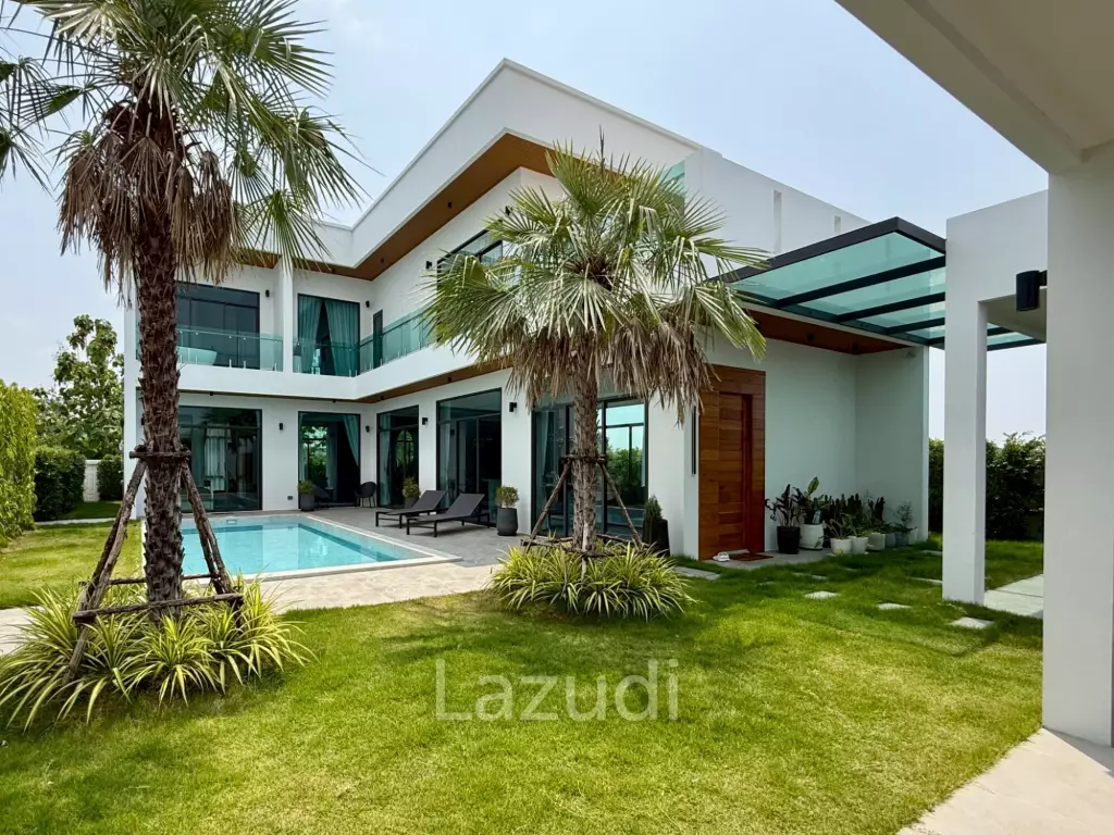 4 Beds 5 Baths 313 SQ.M. The Sugar Palm Villas