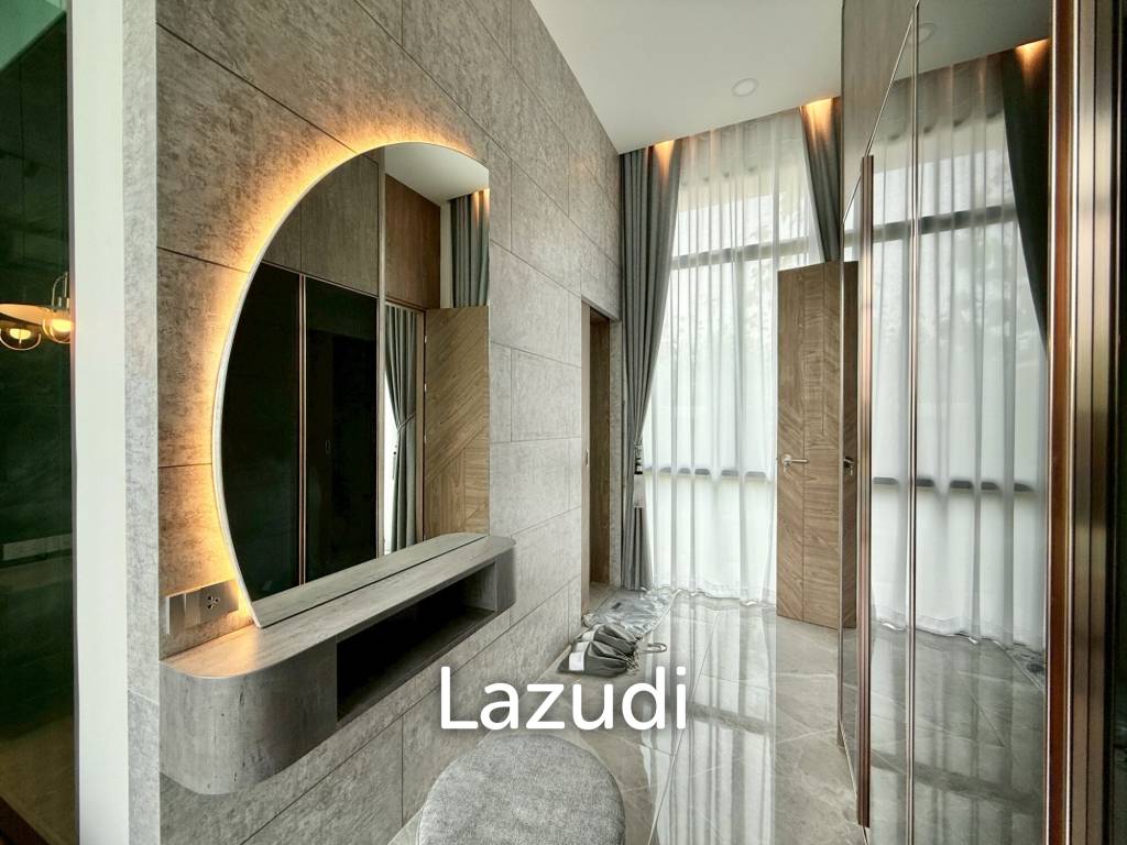 4 Beds 5 Baths 313 SQ.M. The Sugar Palm Villas