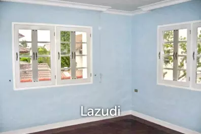 4 Bed 3 Bath 350 SQ.M Detached house Ladawan srinakarin