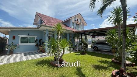 Tropical Seaview : Two-Story Villa with Pool in Pak Nam Pran