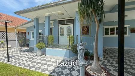 Tropical Seaview : Two-Story Villa with Pool in Pak Nam Pran