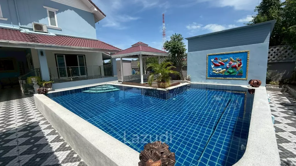Tropical Seaview : Two-Story Villa with Pool in Pak Nam Pran