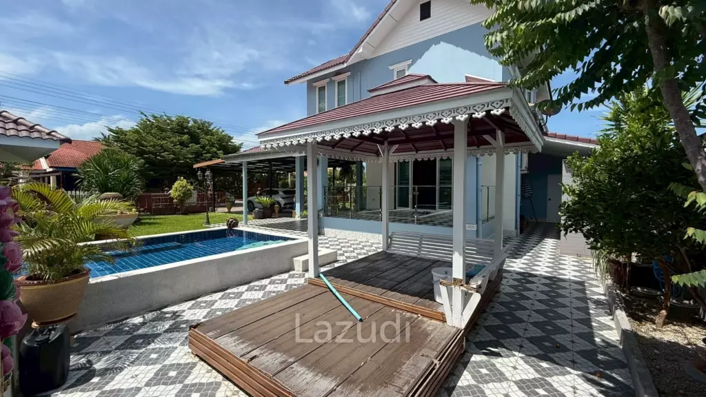 Tropical Seaview : Two-Story Villa with Pool in Pak Nam Pran