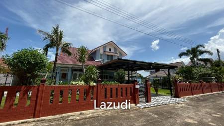 Tropical Seaview : Two-Story Villa with Pool in Pak Nam Pran