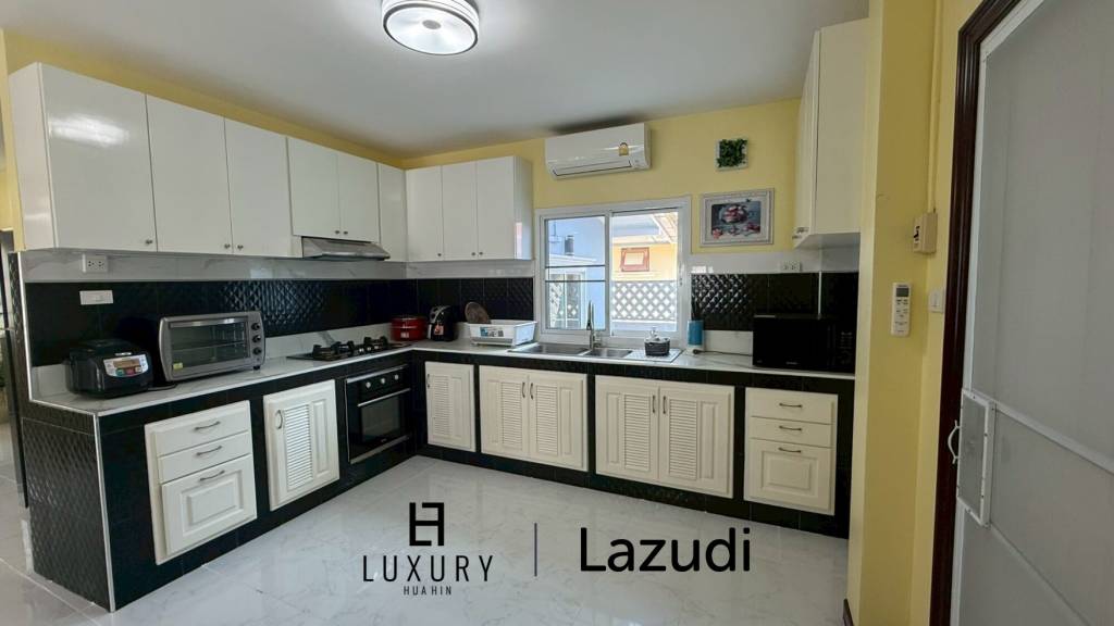 ขายวิลล่า 2 ชั้น 4 ห้องนอนใน Tropical Seaview ปากน้ำปราณ