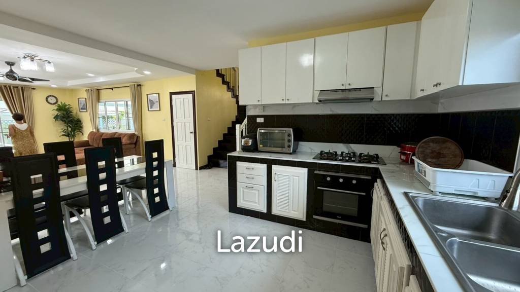 Tropical Seaview : Two-Story Villa with Pool in Pak Nam Pran