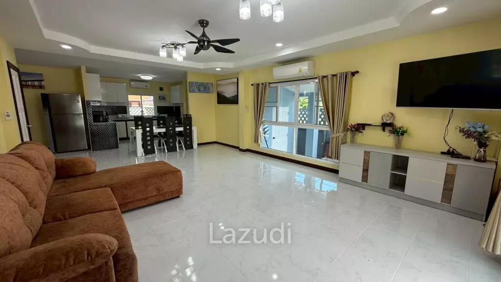 Tropical Seaview : Two-Story Villa with Pool in Pak Nam Pran