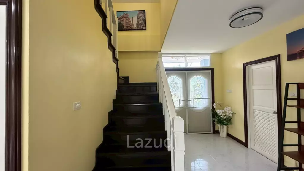 Tropical Seaview : Two-Story Villa with Pool in Pak Nam Pran