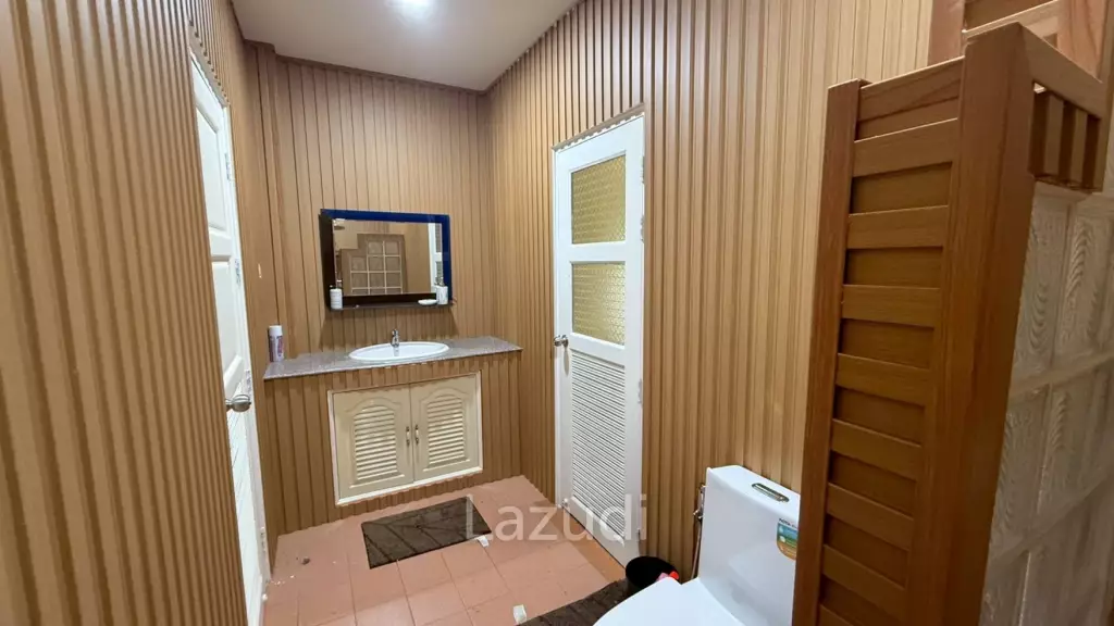 Tropical Seaview : Two-Story Villa with Pool in Pak Nam Pran