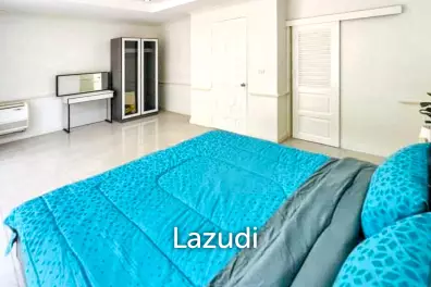 4 Bedrooms 5 Bathrooms 350 SQ.M Townhouse Near Emporium
