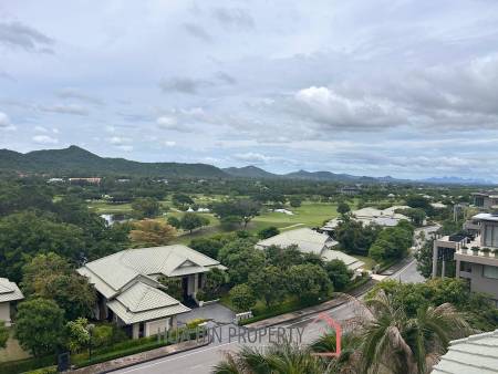 Black Mountain Golf Course: Excellent luxury condo with 2 bedrooms and 2 bathrooms