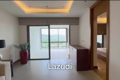 Black Mountain Golf Course: Excellent luxury condo with 2 bedrooms and 2 bathrooms