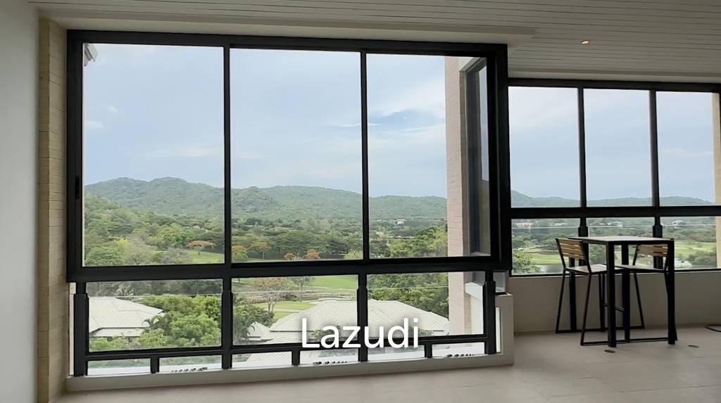 Black Mountain Golf Course: Excellent luxury condo with 2 bedrooms and 2 bathrooms
