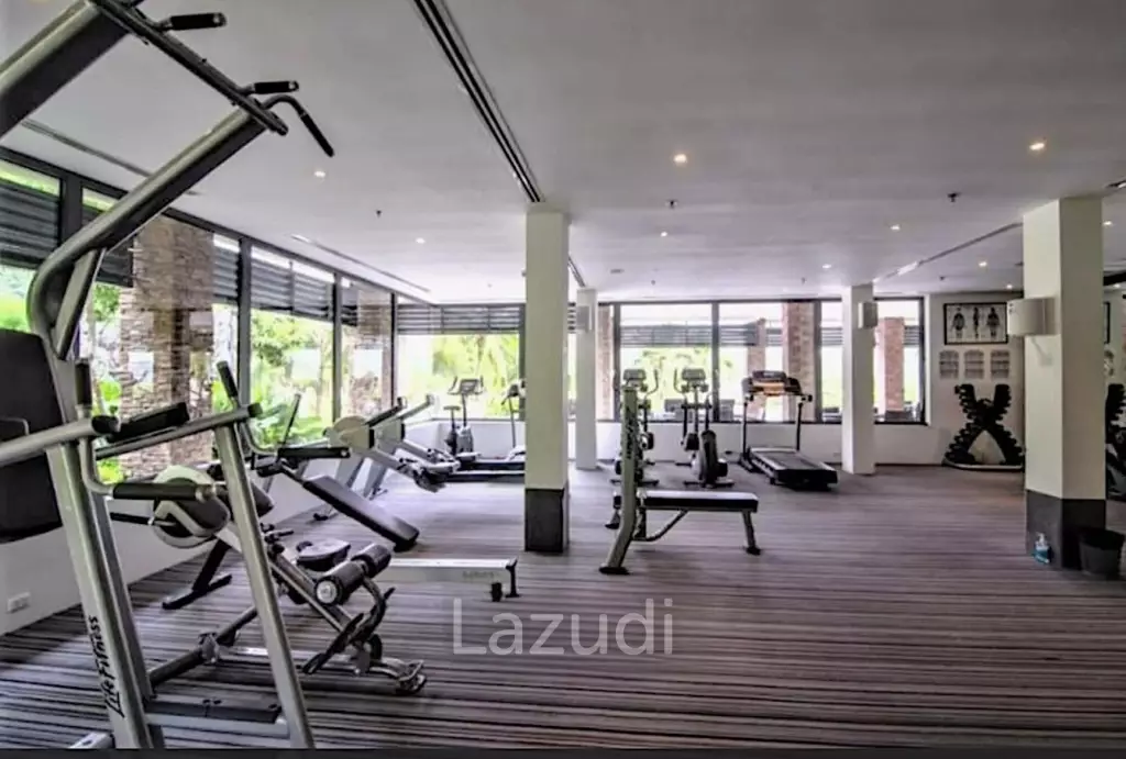 Black Mountain Golf Course: Excellent luxury condo with 2 bedrooms and 2 bathrooms