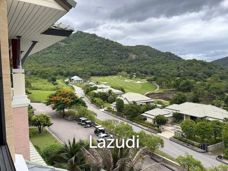 Black Mountain Golf Course: Excellent luxury condo with 2 bedrooms and 2 bathrooms