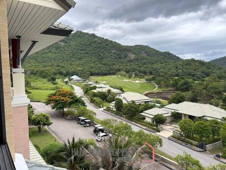 Black Mountain Golf Course: Excellent luxury condo with 2 bedrooms and 2 bathrooms