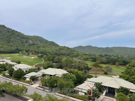 Black Mountain Golf Course: Excellent luxury condo with 2 bedrooms and 2 bathrooms