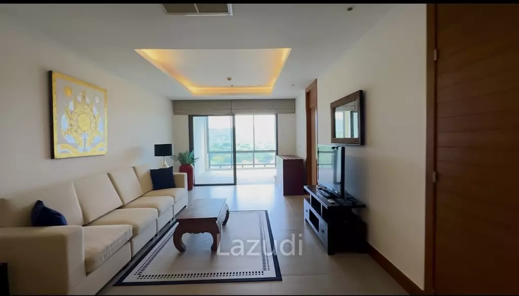 Black Mountain Golf Course: Excellent luxury condo with 2 bedrooms and 2 bathrooms