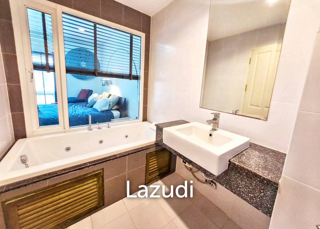 2 Bed 2 Bath 76 SQ.M A Space Play Ratchada-Sutthisarn