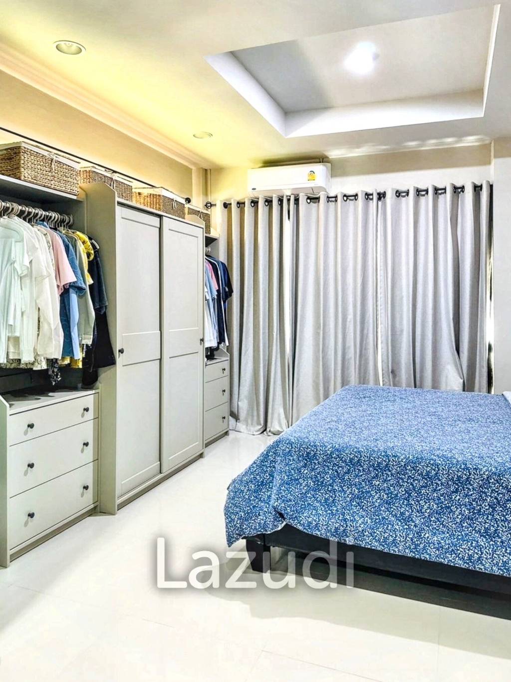 3 Bed 4 Bath 140 SQ.M Townhouse at On nut 6