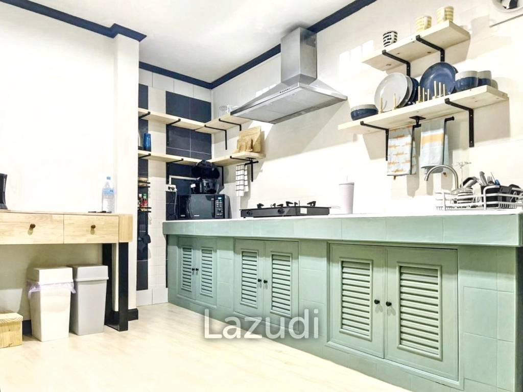 3 Bed 4 Bath 140 SQ.M Townhouse at On nut 6