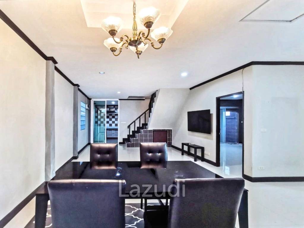 3 Bed 4 Bath 140 SQ.M Townhouse at On nut 6