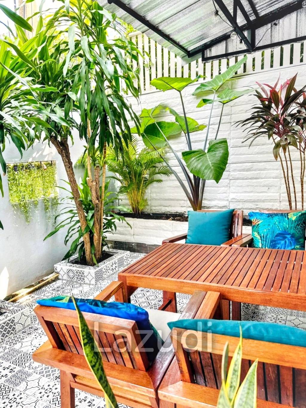 3 Bed 4 Bath 140 SQ.M Townhouse at On nut 6