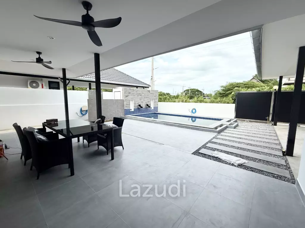 Mil Pool Villas - Modern Brand New 3-Bedroom 2-Bathroom Pool Villa in Central Hua Hin