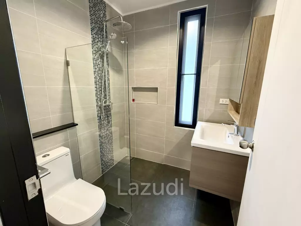 Mil Pool Villas - Modern Brand New 3-Bedroom 2-Bathroom Pool Villa in Central Hua Hin