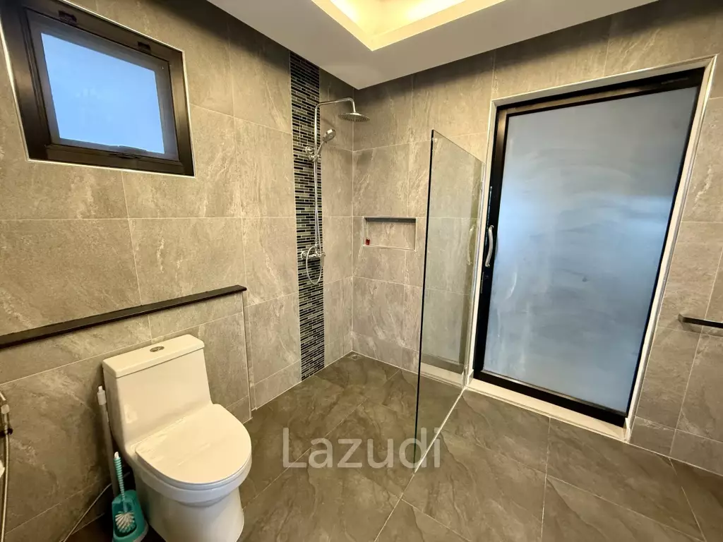Mil Pool Villas - Modern Brand New 3-Bedroom 2-Bathroom Pool Villa in Central Hua Hin