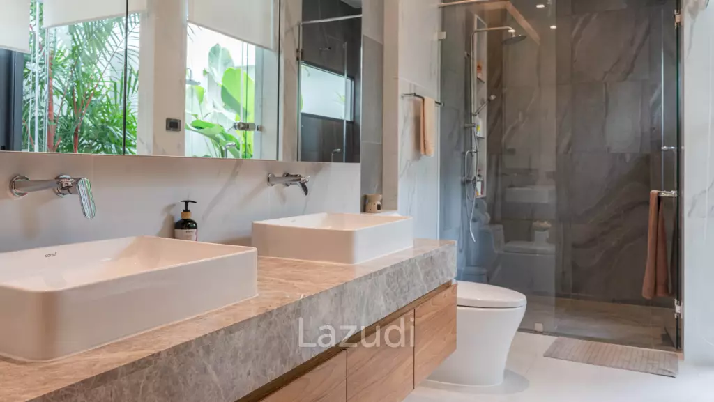 Spacious 3-Bedroom Villa, 5mins to Bangtao Beach