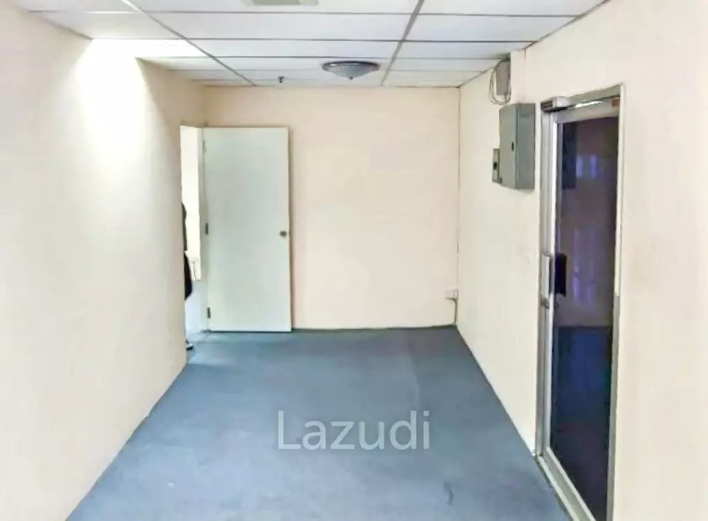 6 Bathrooms 117 SQ.M Office at Sukhumvit Suites