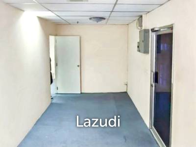 6 Bathrooms 117 SQ.M Office at Sukhumvit Suites