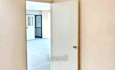 6 Bathrooms 117 SQ.M Office at Sukhumvit Suites