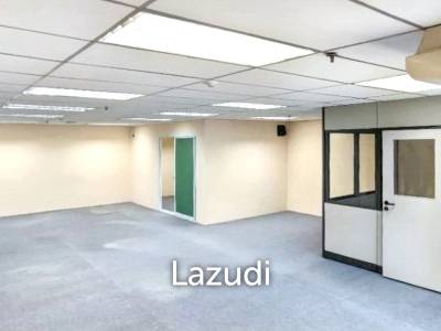 6 Bathrooms 117 SQ.M Office at Sukhumvit Suites