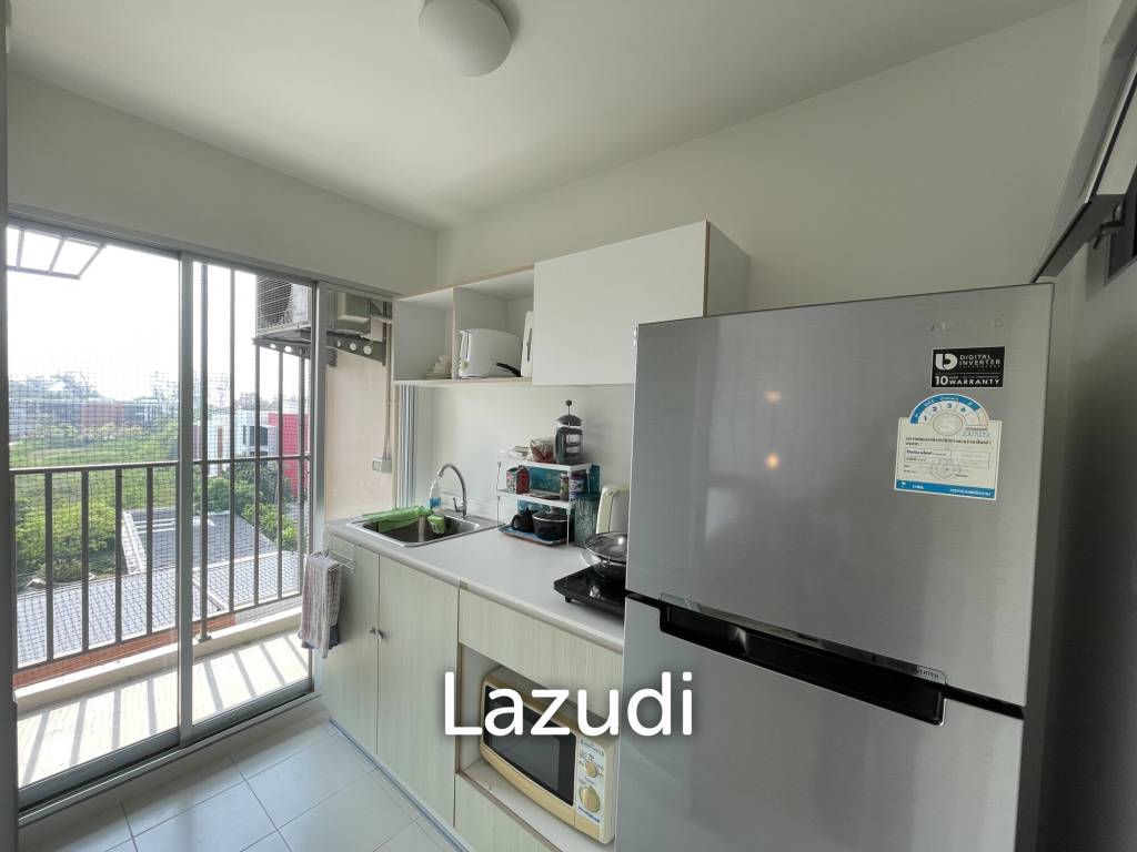 Baan Peang Ploen Condo : Studio bedroom walkable to the Beach