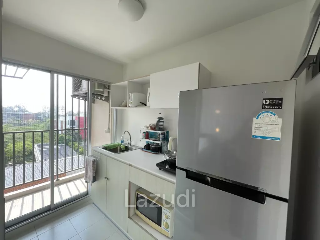 Baan Peang Ploen Condo : Studio bedroom walkable to the Beach