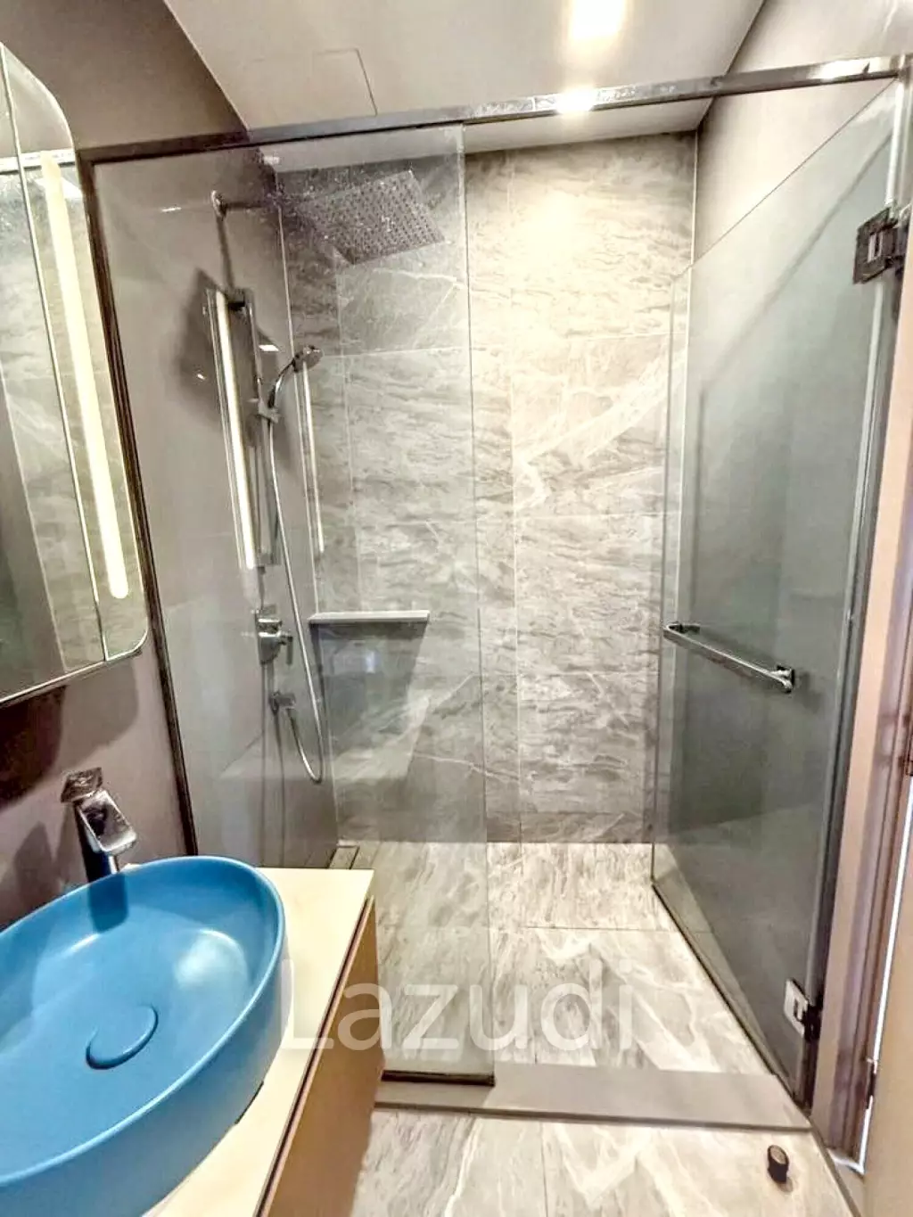 1 Bedroom 1 Bathroom 37 Sq.m Kawa Haus
