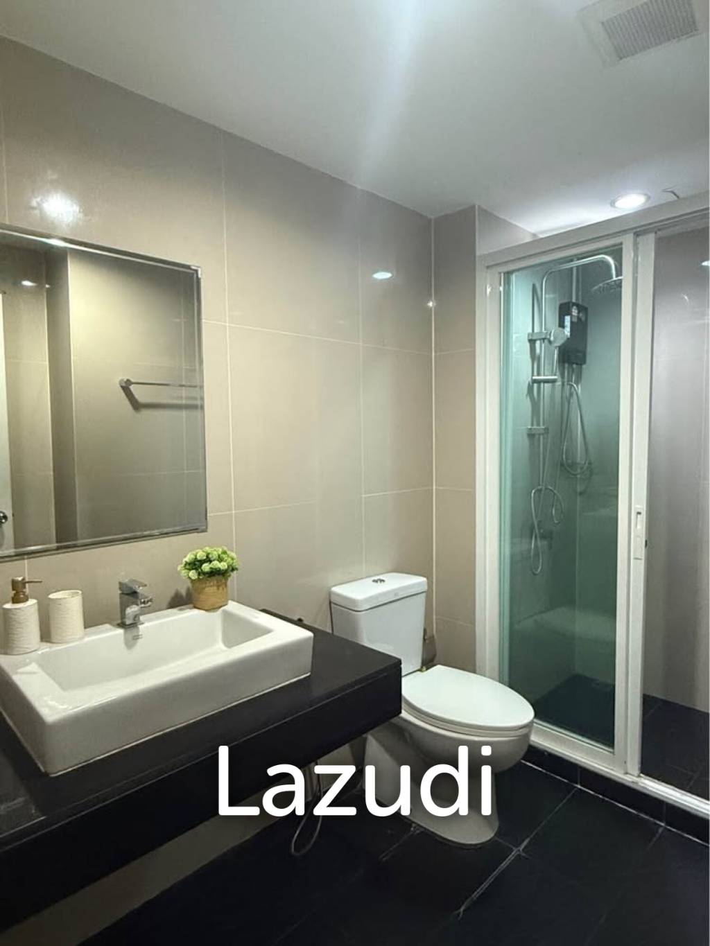 Spacious 1 Bedroom The View Condo Suanluang For Sale