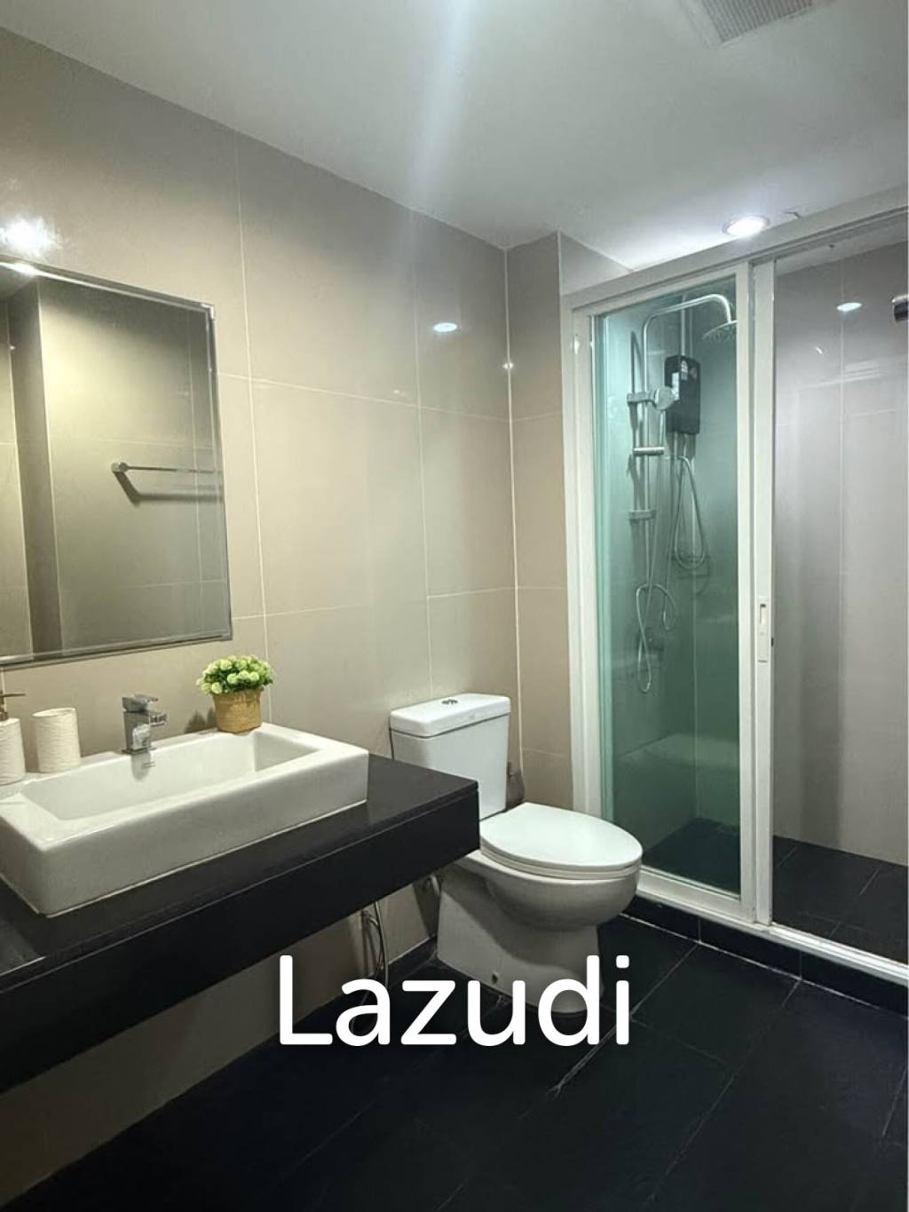 Spacious 1 Bedroom The View Condo Suanluang For Sale