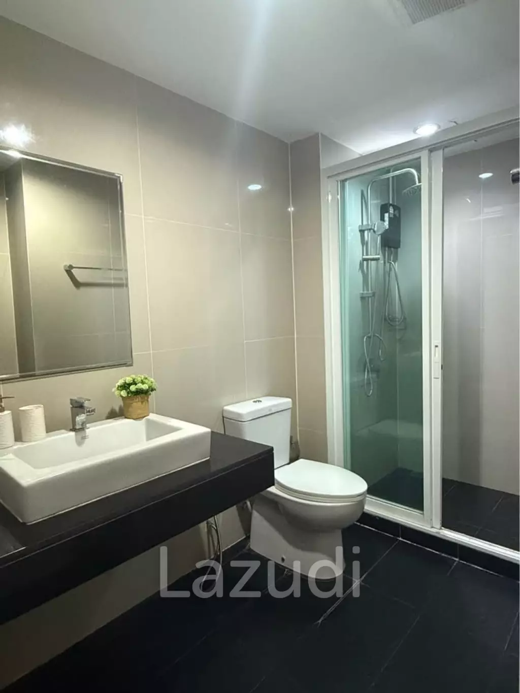 Spacious 1 Bedroom The View Condo Suanluang For Sale