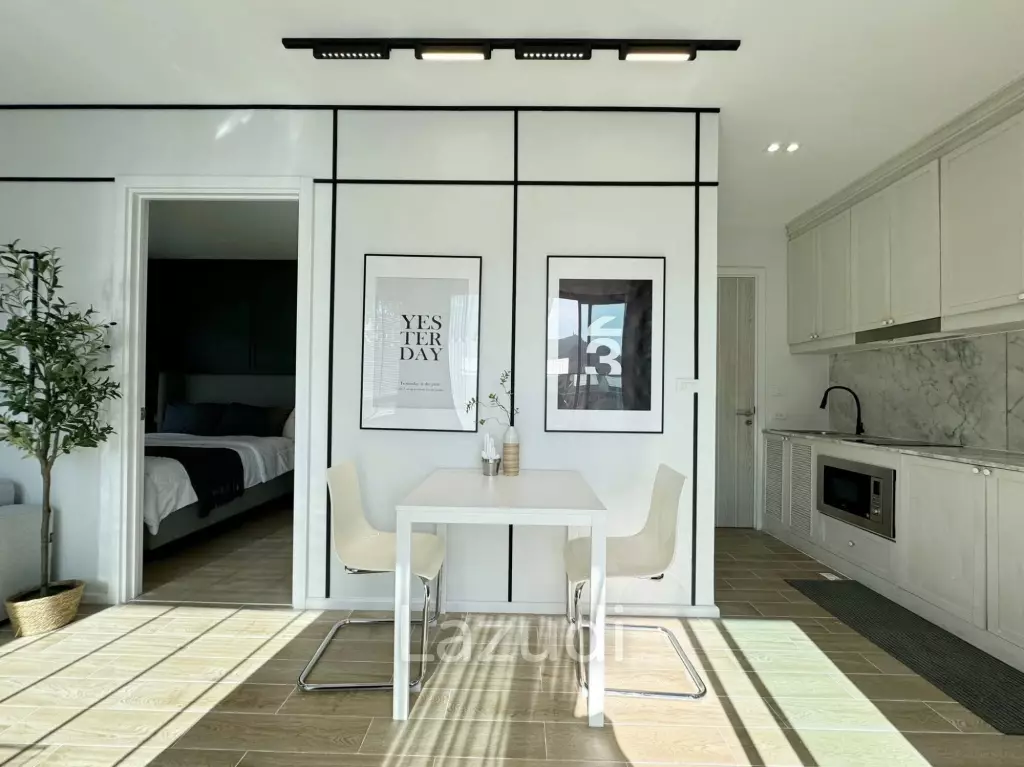Renovated 1-Bedroom 40 SQ.M At Dlux Condominium For Sale