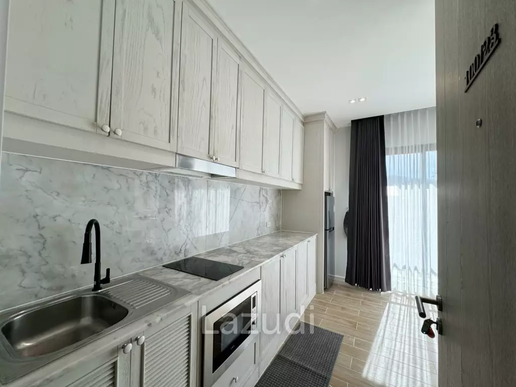 Renovated 1-Bedroom 40 SQ.M At Dlux Condominium For Sale