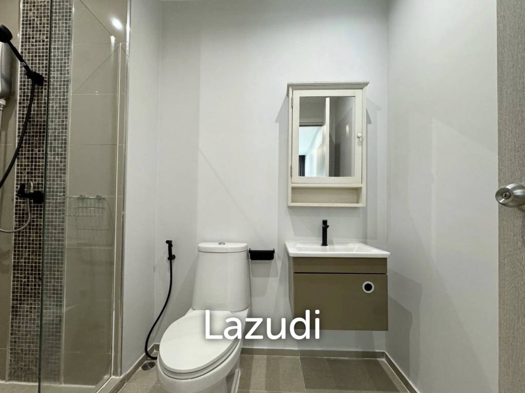 Renovated 1-Bedroom 40 SQ.M At Dlux Condominium For Sale