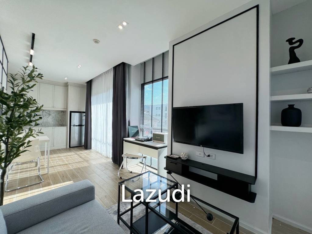 Renovated 1-Bedroom 40 SQ.M At Dlux Condominium For Sale