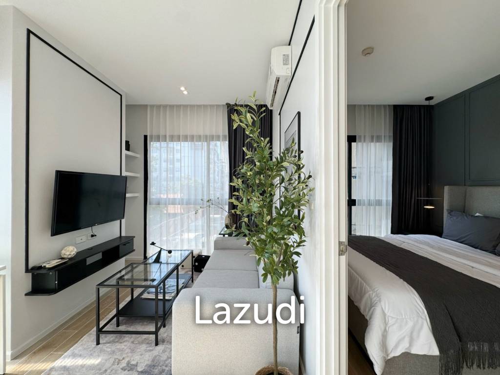 Renovated 1-Bedroom 40 SQ.M At Dlux Condominium For Sale