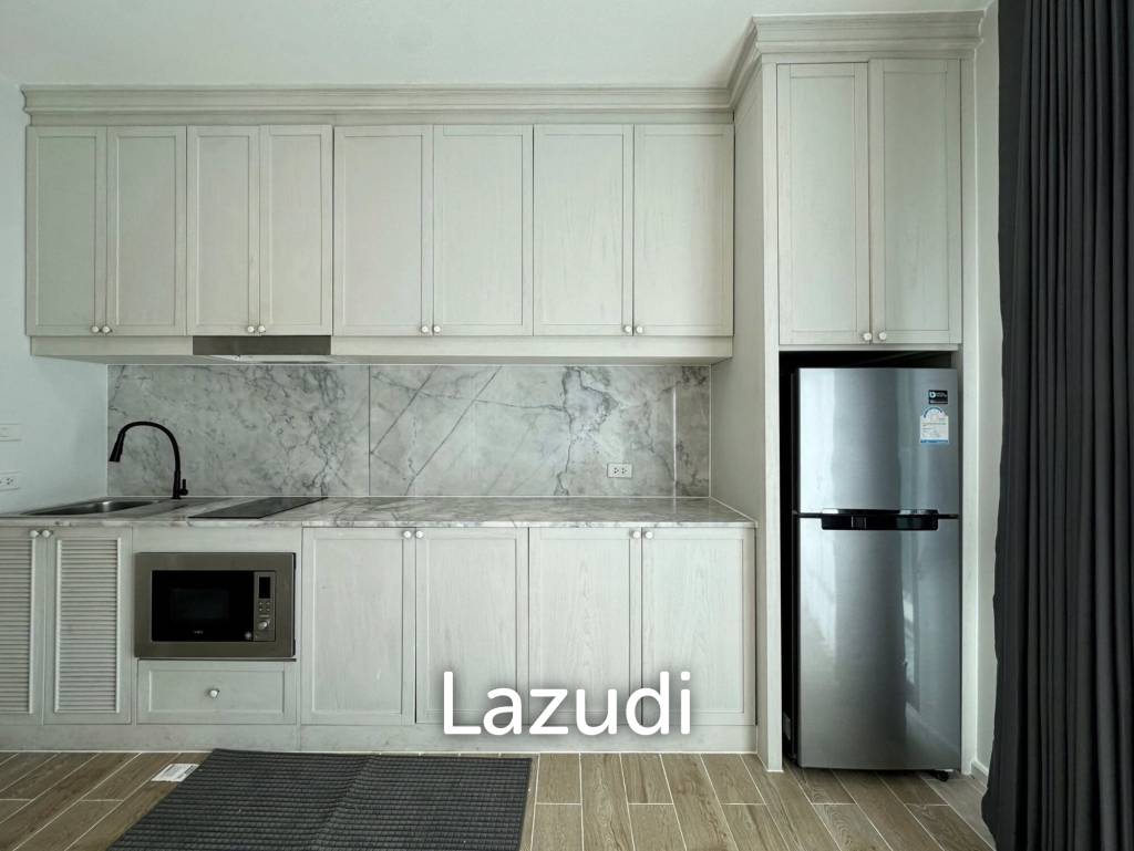 Renovated 1-Bedroom 40 SQ.M At Dlux Condominium For Sale