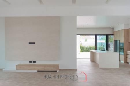 3 Bed 3 Bath 338.70 SQ.M Sivana Hills Hua Hin